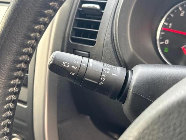 エクストレイル ４ＷＤ２０ＧＴ　純正　ＳＤナビ／シートヒーター　前席／シート　撥水加工／ヘッドランプ　ＨＩＤ／ＥＴＣ／ＥＢＤ付ＡＢＳ／バックモニター／ルーフレール／エアバッグ　運転席／エアバッグ　助手席／衝突安全ボディ　バックカメラ（17枚目）