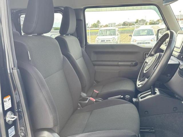 ジムニー ４ＷＤ　ＸＣ　社外　ＳＤナビ／セーフティサポート（スズキ）／シートヒーター　前席／車線逸脱防止支援システム／ヘッドランプ　ＬＥＤ／ＥＴＣ／ＡＢＳ／横滑り防止装置／クルーズコントロール／バックモニター　バックカメラ（4枚目）