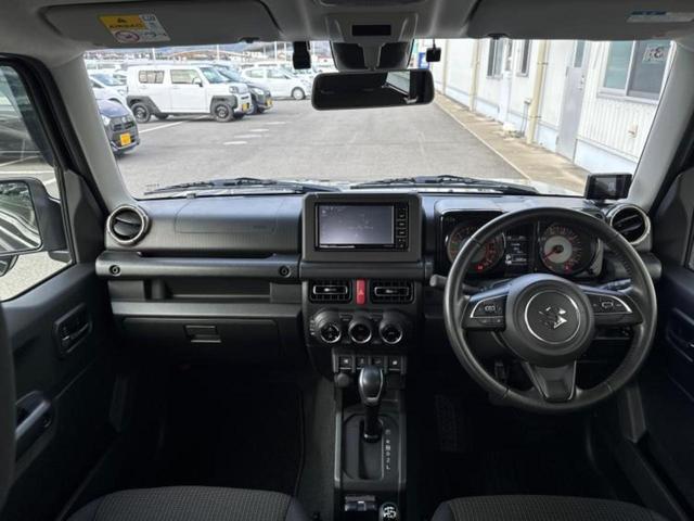 ジムニー ４ＷＤ　ＸＣ　社外　ＳＤナビ／セーフティサポート（スズキ）／シートヒーター　前席／車線逸脱防止支援システム／ヘッドランプ　ＬＥＤ／ＥＴＣ／ＡＢＳ／横滑り防止装置／クルーズコントロール／バックモニター　バックカメラ（9枚目）