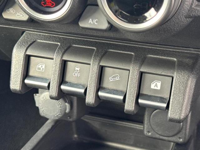 ジムニー ４ＷＤ　ＸＣ　社外　ＳＤナビ／セーフティサポート（スズキ）／シートヒーター　前席／車線逸脱防止支援システム／ヘッドランプ　ＬＥＤ／ＥＴＣ／ＡＢＳ／横滑り防止装置／クルーズコントロール／バックモニター　バックカメラ（17枚目）