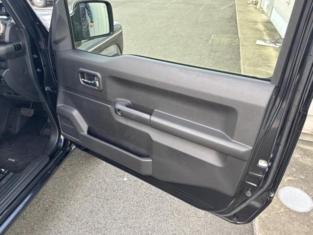 ジムニー ４ＷＤ　ＸＣ　社外　ＳＤナビ／セーフティサポート（スズキ）／シートヒーター　前席／車線逸脱防止支援システム／ヘッドランプ　ＬＥＤ／ＥＴＣ／ＡＢＳ／横滑り防止装置／クルーズコントロール／バックモニター　バックカメラ（20枚目）