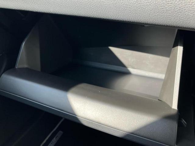 カローラ ハイブリッドダブルバイビー　保証書／ディスプレイオーディオ＋ナビ／衝突安全装置／車線逸脱防止支援システム／シート　合皮／ヘッドランプ　ＬＥＤ／ＥＴＣ／ＥＢＤ付ＡＢＳ／横滑り防止装置／アイドリングストップ　衝突被害軽減システム（33枚目）