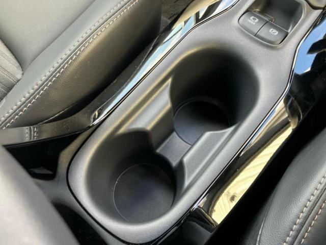 カローラ ハイブリッドダブルバイビー　保証書／ディスプレイオーディオ＋ナビ／衝突安全装置／車線逸脱防止支援システム／シート　合皮／ヘッドランプ　ＬＥＤ／ＥＴＣ／ＥＢＤ付ＡＢＳ／横滑り防止装置／アイドリングストップ　衝突被害軽減システム（35枚目）