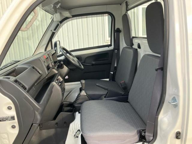 ハイゼットトラック 4WDスタンダード 新品タイヤ/ABS/エアバッグ 運転席/衝突安全ボディ/パワーステアリング/マニュアルエアコン/ユーザー買取車/アクセサリーソケット/間欠ワイパー/ヘッドライトレベライザー/三方開/ラジオ 4WD(5枚目)
