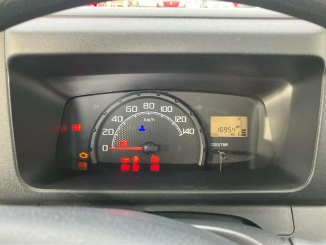 ハイゼットトラック 4WDスタンダード 新品タイヤ/ABS/エアバッグ 運転席/衝突安全ボディ/パワーステアリング/マニュアルエアコン/ユーザー買取車/アクセサリーソケット/間欠ワイパー/ヘッドライトレベライザー/三方開/ラジオ 4WD(10枚目)