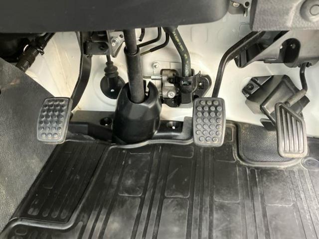 ハイゼットトラック 4WDスタンダード 新品タイヤ/ABS/エアバッグ 運転席/衝突安全ボディ/パワーステアリング/マニュアルエアコン/ユーザー買取車/アクセサリーソケット/間欠ワイパー/ヘッドライトレベライザー/三方開/ラジオ 4WD(26枚目)