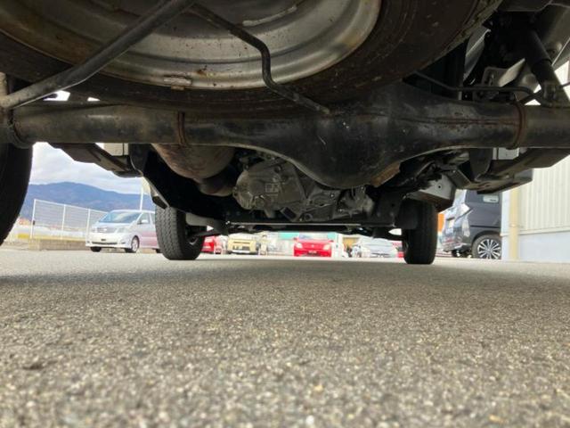 ハイゼットトラック 4WDスタンダード 新品タイヤ/ABS/エアバッグ 運転席/衝突安全ボディ/パワーステアリング/マニュアルエアコン/ユーザー買取車/アクセサリーソケット/間欠ワイパー/ヘッドライトレベライザー/三方開/ラジオ 4WD(31枚目)