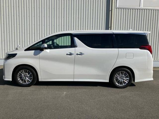 アルファード Ｓ　サンルーフ／保証書／社外　１１インチ　ＳＤナビ／フリップダウンモニター　社外　１２．８インチ／両側電動スライドドア／ヘッドランプ　ＬＥＤ／ＥＴＣ／ＥＢＤ付ＡＢＳ／横滑り防止装置／フルセグＴＶ（2枚目）