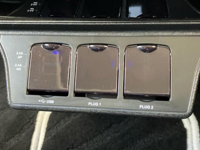 アルファード Ｓ　サンルーフ／保証書／社外　１１インチ　ＳＤナビ／フリップダウンモニター　社外　１２．８インチ／両側電動スライドドア／ヘッドランプ　ＬＥＤ／ＥＴＣ／ＥＢＤ付ＡＢＳ／横滑り防止装置／フルセグＴＶ（18枚目）