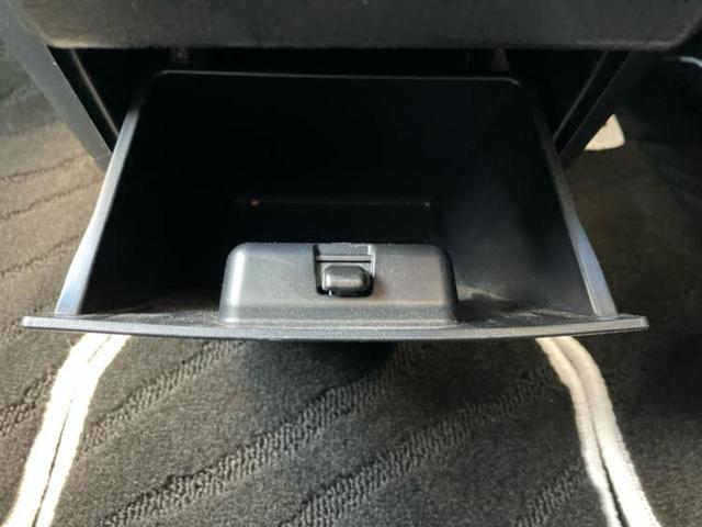 アルファード Ｓ　サンルーフ／保証書／社外　１１インチ　ＳＤナビ／フリップダウンモニター　社外　１２．８インチ／両側電動スライドドア／ヘッドランプ　ＬＥＤ／ＥＴＣ／ＥＢＤ付ＡＢＳ／横滑り防止装置／フルセグＴＶ（26枚目）