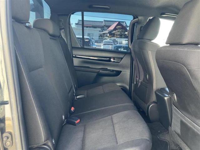 ハイラックス 4WD Zブラックラリーエディション 新品タイヤ/純正 SDナビ/衝突安全装置/車線逸脱防止支援システム/ヘッドランプ LED/ETC/EBD付ABS/横滑り防止装置/フルセグTV/エアバッグ 運転席/エアバッグ 助手席 ワンオーナー(5枚目)