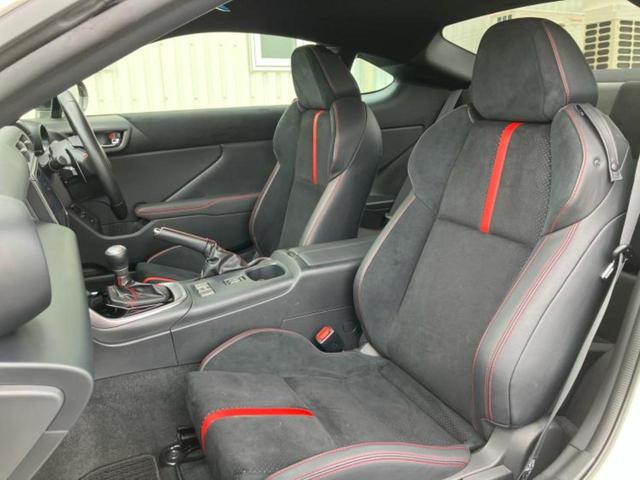 ＢＲＺ Ｓ　保証書／社外　９インチ　ＳＤナビ／シートヒーター／シート　ハーフレザー／ヘッドランプ　ＬＥＤ／ＥＴＣ／ＥＢＤ付ＡＢＳ／横滑り防止装置／クルーズコントロール／地上波デジタルチューナー　ＬＥＤヘッドランプ（6枚目）