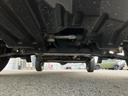 4WDスタンダード 新品タイヤ/ABS/エアバッグ 運転席/衝突安全ボディ/パワーステアリング/マニュアルエアコン/ユーザー買取車/アクセサリーソケット/間欠ワイパー/ヘッドライトレベライザー/三方開/ラジオ 4WD(32枚目)