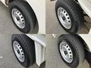 4WDスタンダード 新品タイヤ/ABS/エアバッグ 運転席/衝突安全ボディ/パワーステアリング/マニュアルエアコン/ユーザー買取車/アクセサリーソケット/間欠ワイパー/ヘッドライトレベライザー/三方開/ラジオ 4WD(34枚目)