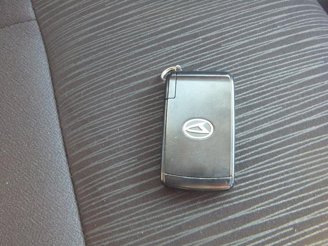 タント Gスペシャル 衝突安全ボディス スマートキー ABS CD TV&ナビ レベライザー アイドリングストップ オートエアコン 電動格納ミラー 片側電動スライドドア エアロ アルミホイル 盗難防止システム 禁煙車(23枚目)