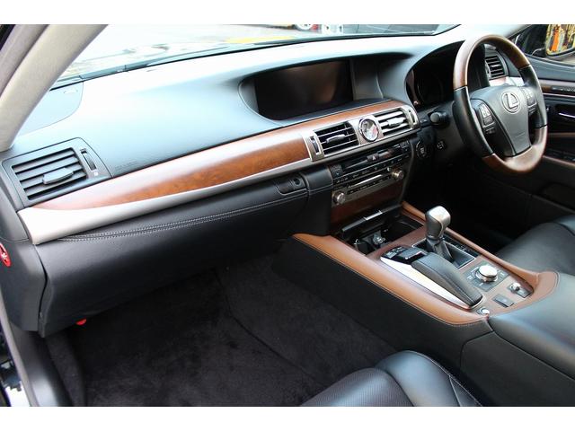 LS460 バージョンC Iパッケージ LEDヘッドライト・モデリスタエアロ・LS500純正アルミ・マルチ・革シート・レーダークルーズ・プリクラッシュセーフティ(24枚目)