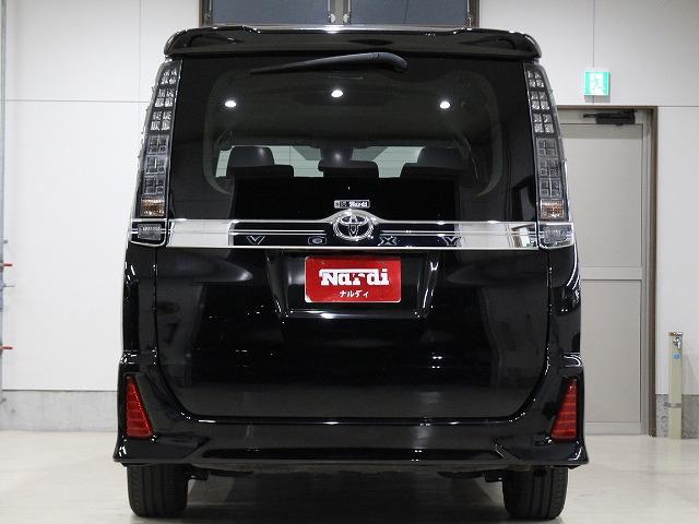 ヴォクシー ＺＳ　ＳＤナビ・ＥＴＣ・バックカメラ・Ｂｌｕｅｔｏｏｔｈ・ＬＥＤライト・オートライト・オートマチックハイビーム・片側電動スライドドア・アイドリングストップ・衝突軽減システム・スマートキー・盗難防止装置（17枚目）