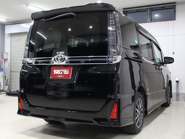 ヴォクシー ＺＳ　ＳＤナビ・ＥＴＣ・バックカメラ・Ｂｌｕｅｔｏｏｔｈ・ＬＥＤライト・オートライト・オートマチックハイビーム・片側電動スライドドア・アイドリングストップ・衝突軽減システム・スマートキー・盗難防止装置（18枚目）