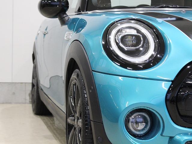 ＭＩＮＩ クーパーＳ　コンバーチブル　ハーマンカードン・ユニオンジャックソフトトップ・ユニオンジャックテール・純正ナビ・バックカメラ・Ｂｌｕｅｔｏｏｔｈ・ドライブレコーダー・ＥＴＣ・クルーズコントロール・茶革シート・シートヒーター（4枚目）