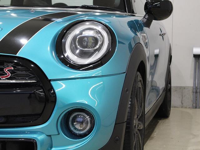 ＭＩＮＩ クーパーＳ　コンバーチブル　ハーマンカードン・ユニオンジャックソフトトップ・ユニオンジャックテール・純正ナビ・バックカメラ・Ｂｌｕｅｔｏｏｔｈ・ドライブレコーダー・ＥＴＣ・クルーズコントロール・茶革シート・シートヒーター（5枚目）