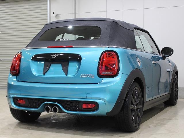 ＭＩＮＩ クーパーＳ　コンバーチブル　ハーマンカードン・ユニオンジャックソフトトップ・ユニオンジャックテール・純正ナビ・バックカメラ・Ｂｌｕｅｔｏｏｔｈ・ドライブレコーダー・ＥＴＣ・クルーズコントロール・茶革シート・シートヒーター（18枚目）