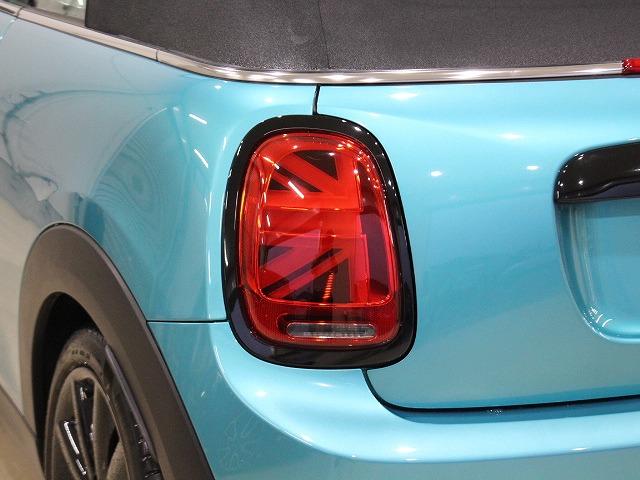 ＭＩＮＩ クーパーＳ　コンバーチブル　ハーマンカードン・ユニオンジャックソフトトップ・ユニオンジャックテール・純正ナビ・バックカメラ・Ｂｌｕｅｔｏｏｔｈ・ドライブレコーダー・ＥＴＣ・クルーズコントロール・茶革シート・シートヒーター（20枚目）