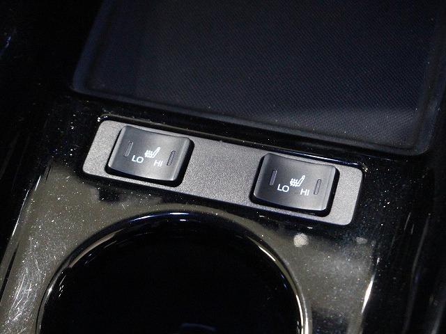プリウス Sツーリングセレクション・ブラックエディション フルエアロ・レザー調シート・ETC・バックカメラ・Bluetooth・LEDライト・オートマチックハイビーム・シートヒーター・クルーズコントロール・衝突軽減システム・クリアランスソナー・100V電源(36枚目)