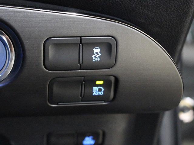 プリウス Sツーリングセレクション・ブラックエディション フルエアロ・レザー調シート・ETC・バックカメラ・Bluetooth・LEDライト・オートマチックハイビーム・シートヒーター・クルーズコントロール・衝突軽減システム・クリアランスソナー・100V電源(37枚目)