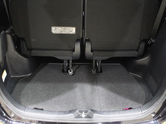 エスクァイア ハイブリッドGi SDナビ・バックカメラ・ETC・フリップダウンモニター・両側パワースライドドア・衝突軽減システム・クルーズコントロール・合皮レザーシート・シートヒーター・AUTOライト・LEDライト・レーダー探知機(27枚目)