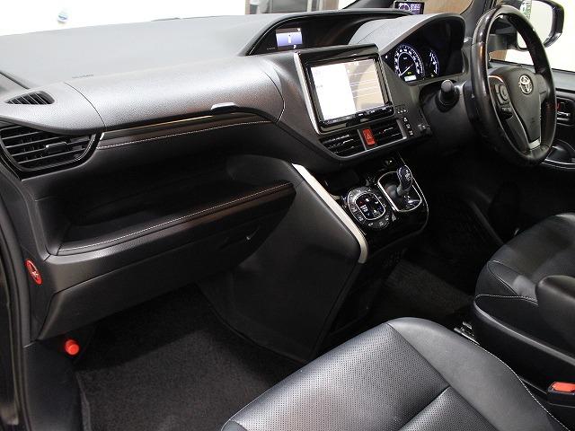 エスクァイア ハイブリッドGi SDナビ・バックカメラ・ETC・フリップダウンモニター・両側パワースライドドア・衝突軽減システム・クルーズコントロール・合皮レザーシート・シートヒーター・AUTOライト・LEDライト・レーダー探知機(33枚目)