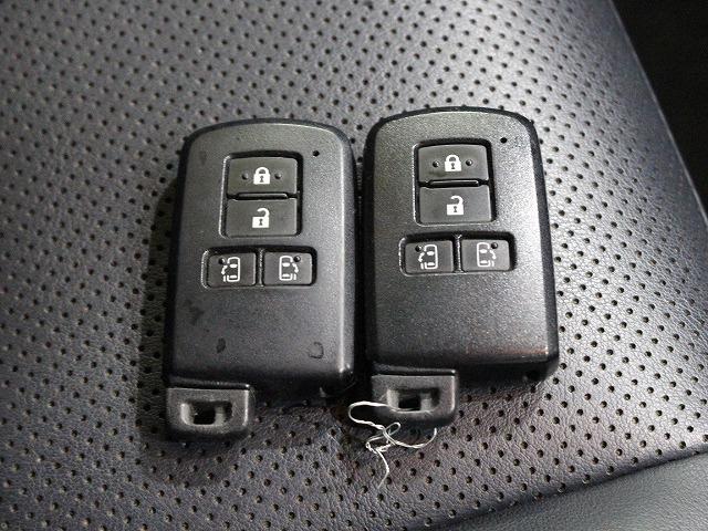 エスクァイア ハイブリッドGi SDナビ・バックカメラ・ETC・フリップダウンモニター・両側パワースライドドア・衝突軽減システム・クルーズコントロール・合皮レザーシート・シートヒーター・AUTOライト・LEDライト・レーダー探知機(37枚目)