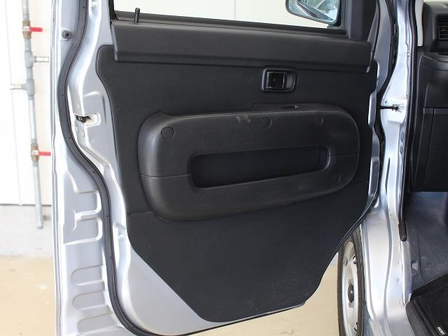 ハイゼットカーゴ ＤＸ　ハイルーフ・切替式４ＷＤ・ＥＴＣ・クリアランスソナー・キーレスキー・両側スライドドア・フルフラット・アイドリングストップ・ドライブレコーダー・パワーウィンドウ・オーバーヘッドコンソール（27枚目）