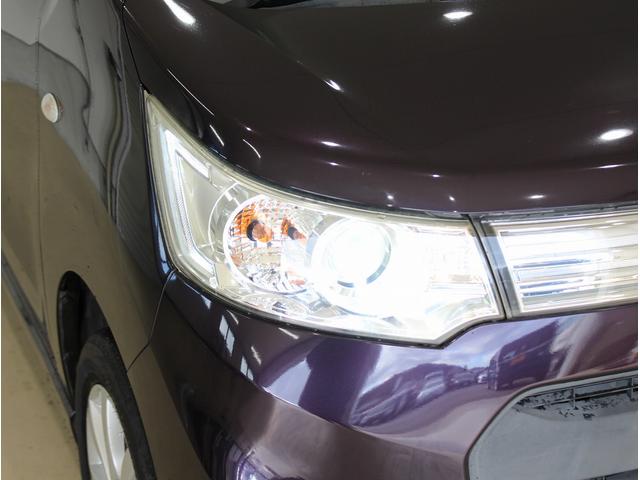 ワゴンRスティングレー X SDナビ・CD・DVD・アイドリングストップ・バンパーフォグ・AUTOエアコン・電動格納ミラー・スマートキー・フルフラット・盗難防止装置・衝突安全ボディ・HIDライト・純正アルミホイール(8枚目)