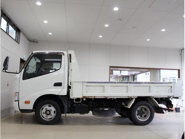 デュトロ ダンプ　積載２ｔダンプ・ＥＴＣ・５ＭＴ・ディーゼルターボ・パワーステアリング・パワーウィンドウ・エアコン・エコモード切替・スペアキー・電動格納ミラー（11枚目）