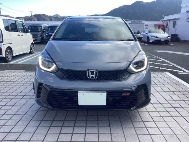 フィット ＲＳ　純正ナビ　ＥＴＣ　地デジ　ＬＥＤヘッドライト　ホンダセンシング純正１６インチアルミホイル　元デモカー（2枚目）