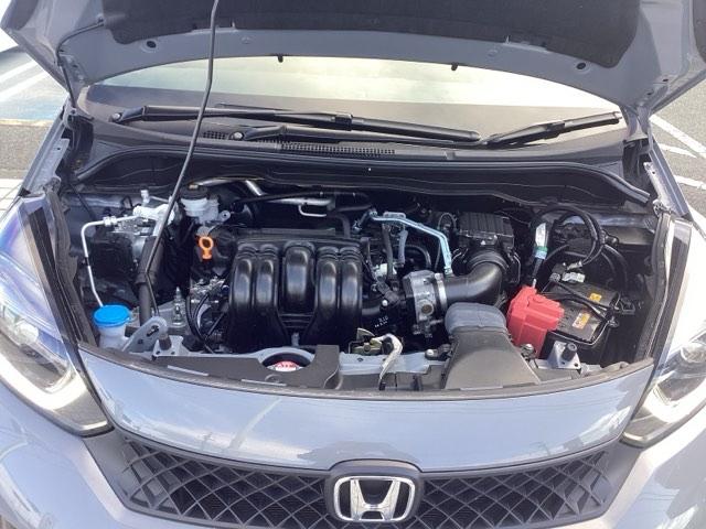 フィット ＲＳ　純正ナビ　ＥＴＣ　地デジ　ＬＥＤヘッドライト　ホンダセンシング純正１６インチアルミホイル　元デモカー（21枚目）