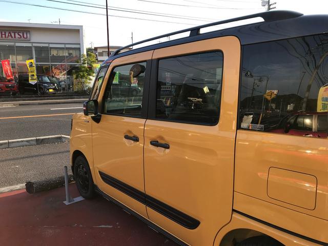 ハイブリッドXZ 届出済未使用車 ツートン 衝突被害軽減装置(7枚目)