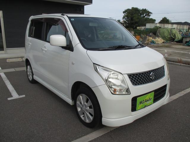 ワゴンR FXリミテッド スマートキー・プッシュスタート 電動格納ミラー 純正アルミホイール(パールホワイト)(3枚目)