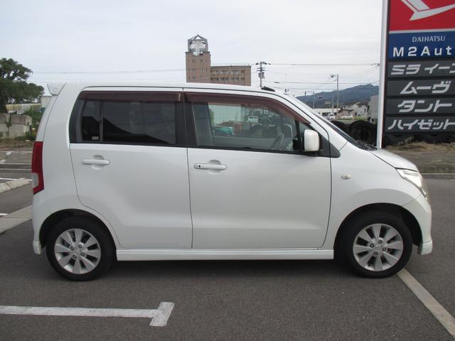 ワゴンR FXリミテッド スマートキー・プッシュスタート 電動格納ミラー 純正アルミホイール(パールホワイト)(4枚目)