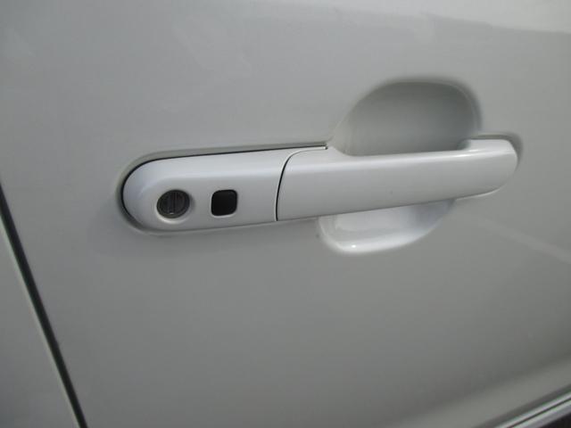 ワゴンR FXリミテッド スマートキー・プッシュスタート 電動格納ミラー 純正アルミホイール(パールホワイト)(6枚目)