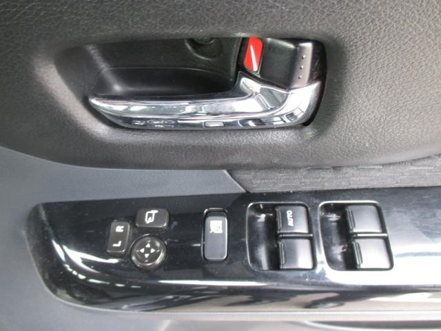 スペーシアカスタム XS 社外SDナビ・フルセグ・DVD・BT・バックモニター・ETC・スマートキー・プッシュスタート・左パワースライドドア・HIDヘッドライト・14インチアルミ・取説・保証書(33枚目)