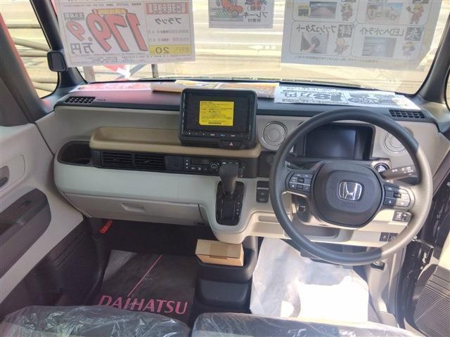 Ｎ－ＢＯＸ ベースグレード　届出済未使用車　電動スライド／左電動ドア　ホンダセンシング　シートヒーター　アダクティブクルーズコントロール　スマートキー　アイドリングストップ　ＬＥＤヘッドライト　電動格納ミラー　衝突軽減ブレーキ（5枚目）