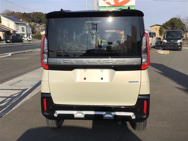 デリカミニ Ｇ　プレミアム（8枚目）