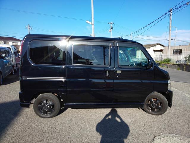 バモス G 4WD 5Fマニュアル フルタイム4WD (ナイトホークブラック・パール) ミュージックサーバー ローダウン LEDヘッドライト キーレスエントリー ETC(9枚目)