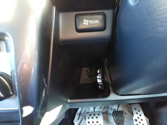 バモス G 4WD 5Fマニュアル フルタイム4WD (ナイトホークブラック・パール) ミュージックサーバー ローダウン LEDヘッドライト キーレスエントリー ETC(16枚目)