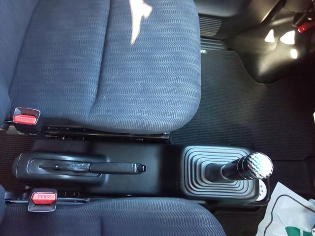 バモス G 4WD 5Fマニュアル フルタイム4WD (ナイトホークブラック・パール) ミュージックサーバー ローダウン LEDヘッドライト キーレスエントリー ETC(22枚目)