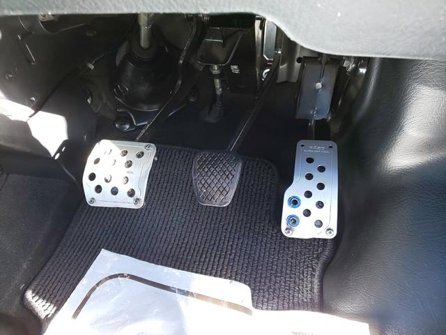 バモス G 4WD 5Fマニュアル フルタイム4WD (ナイトホークブラック・パール) ミュージックサーバー ローダウン LEDヘッドライト キーレスエントリー ETC(26枚目)