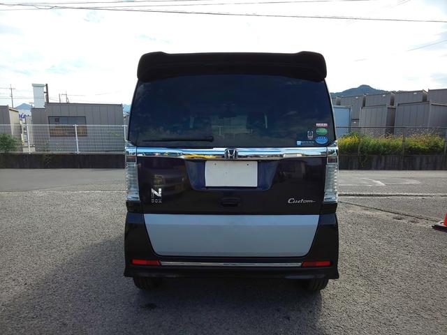 Ｎ－ＢＯＸカスタム Ｇ・ターボＬパッケージ　後期型　両側パワスラ　衝突軽減ブレーキ　（プレミアムベルベットパープルＰ）　ドライブレコーダー　バックカメラ　メモリーナビ　ワンセグテレビ　頸部衝撃緩和ヘッドレスト　アイドリングストップ（5枚目）