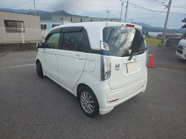 Ｎ－ＷＧＮ Ｇ・スタイリッシュパッケージ　衝突軽減ブレーキ　ＨＩＤヘッドライト　（プレミアムホワイト・パールＩＩ）　スマートキー　メモリーナビ　バックカメラ　アイドリングストップ　頸部衝撃緩和ヘッドレスト（5枚目）