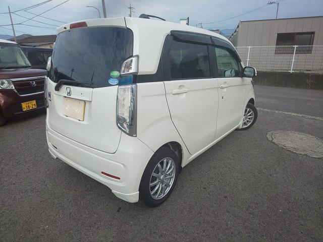 Ｎ－ＷＧＮ Ｇ・スタイリッシュパッケージ　衝突軽減ブレーキ　ＨＩＤヘッドライト　（プレミアムホワイト・パールＩＩ）　スマートキー　メモリーナビ　バックカメラ　アイドリングストップ　頸部衝撃緩和ヘッドレスト（7枚目）